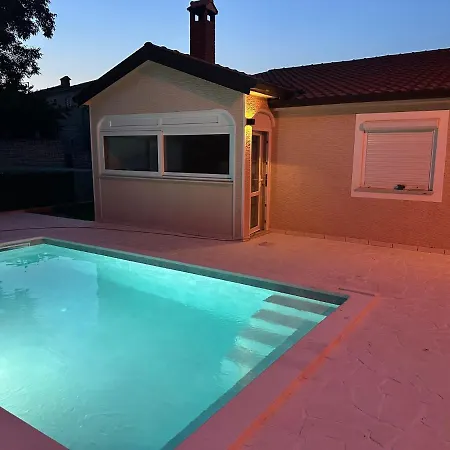 Sun&sea アパート ポレッチ