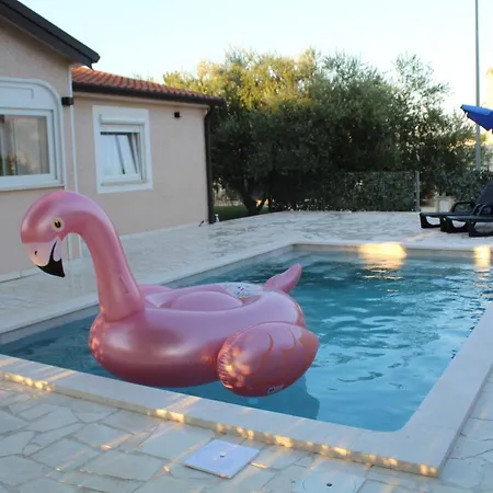Διαμέρισμα Sun&sea Mediterranean With Private Pool, Bbq&terrace *
